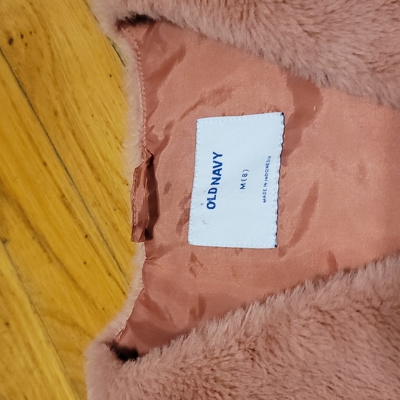 Adorable pink fleece vest girls sz 8 old navy - Picture 2 of 4